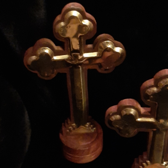 Handcrafted Solid Rosewood and Brass Wooden Cross - Picture 2 of 2